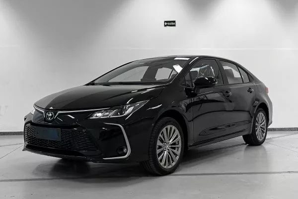 Toyota Corolla Sedan